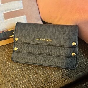 Michael Kors jet set belt bag L/Xl